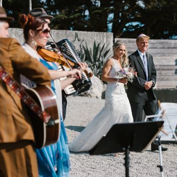 Kugelplex - Completely unplanned but perfectly coordinated wedding procession - Performing Arts Near Me Kugelplex - Completely unplanned but perfectly coordinated wedding procession - Performing Arts Near Me