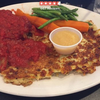 Maple Leaf Diner - Cabbage rolls and latkes - American Near Me - Dallas, Texas Maple Leaf Diner - Cabbage rolls and latkes - American Near Me - Dallas, Texas