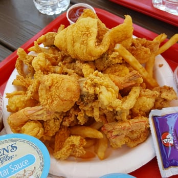Nancy's - Fisherman's platter - Seafood Near Me - Oak Bluffs, Massachusetts