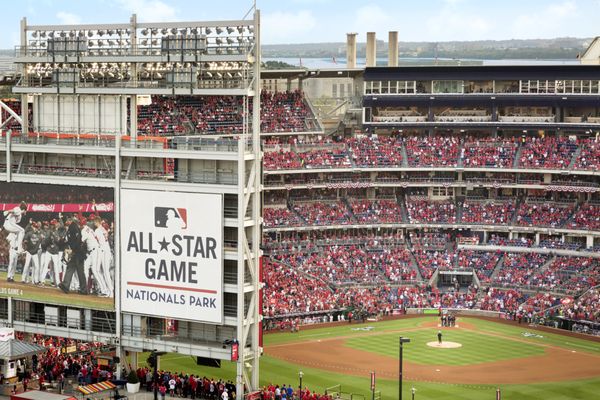 Hampton Inn & Suites Washington DC-Navy Yard by null