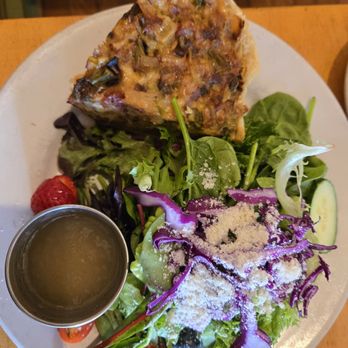 M henry - Bacon quiche with dressing on the side - Breakfast & Brunch Near Me - Chicago, Illinois