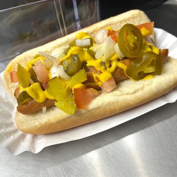 Mojo’s - Chicago hotdog - Desserts Near Me - Wind Gap, Pennsylvania