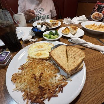 Denny's - Egg Slices of Toast Hash Browns Broccoli - Breakfast & Brunch Near Me - Chandler, Arizona Denny's - Egg Slices of Toast Hash Browns Broccoli - Breakfast & Brunch Near Me - Chandler, Arizona