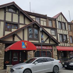 Ye Olde English Inn