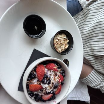 Black Walnut Café - MORNING QUINOA BLISS BOWL - New American Near Me - Houston, Texas