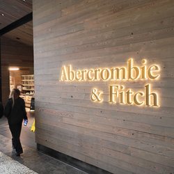 Abercrombie & Fitch - Entry