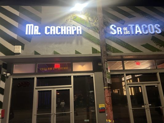 Sr de Los Tacos Wynwood by null