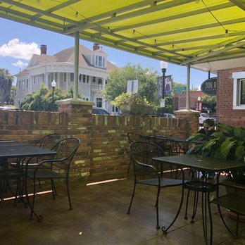 306 North - Cute patio that's covered with a huge fan on a warm day. - New American Near Me - Valdosta, Georgia
