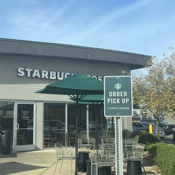Starbucks - Coffee & Tea Near Me - St. Louis, Missouri
