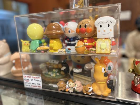 Pastry House Hippo by null