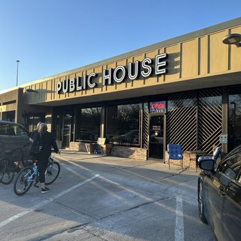 Public House Omaha - Exterior - Whiskey Bars Near Me - Omaha, Nebraska
