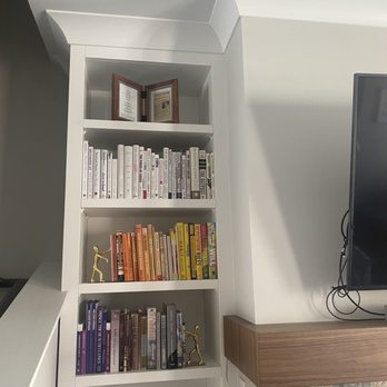 Craftedwild Cabinetry - Left bookshelf - matching crown molding - Cabinetry Near Me - Vernon Hills, Illinois
