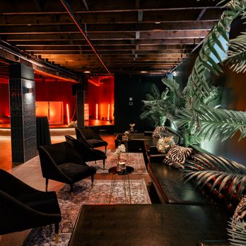 The Elliot - a lounge area with black chairs and tables - Venues & Event Spaces Near Me - Cleveland, Ohio The Elliot - a lounge area with black chairs and tables - Venues & Event Spaces Near Me - Cleveland, Ohio