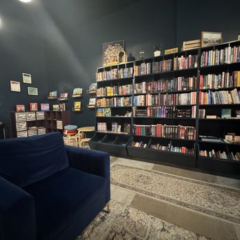 The Wandering Page - Back room - Coffee & Tea Near Me - Omaha, Nebraska