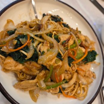Noodle St - Chicken Stir fry Noodles - Noodles Near Me - Pasadena, California