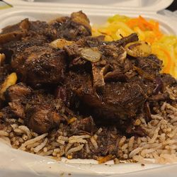 Taste Jamaica - Side view of the Oxtail plate.