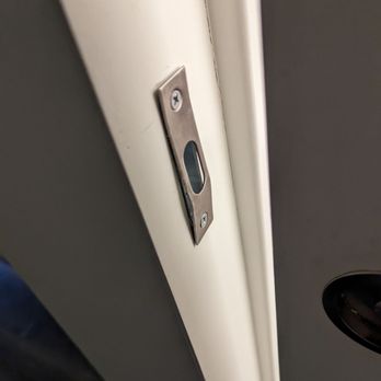 Hyatt Place Santa Barbara - Damaged lock on the bathroom door - Hotels Near Me - Santa Barbara, California