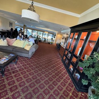 The Morgan - Receptionist - Hotels Near Me - San Simeon, California