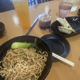 Szechuan Tan Tan Noodle (Has Peanut) Curry Beef& Vermicelli Pot Stickers Szechuan Tan Tan Noodle (Has Peanut) Curry Beef& Vermicelli Pot Stickers