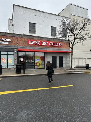 Dave's Hot Chicken by null