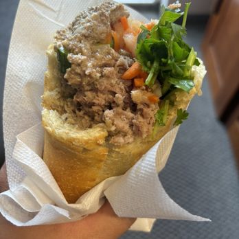 DragonEats - Meatball banh mi - Vietnamese Near Me - San Francisco, California DragonEats - Meatball banh mi - Vietnamese Near Me - San Francisco, California