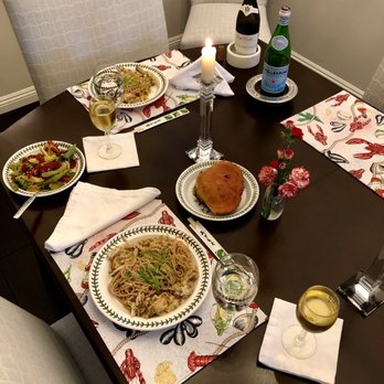 AnQi Bistro - Roasted Crab with Garlic Noodles and Steamed Vegetables - Asian Fusion Near Me - Costa Mesa, California