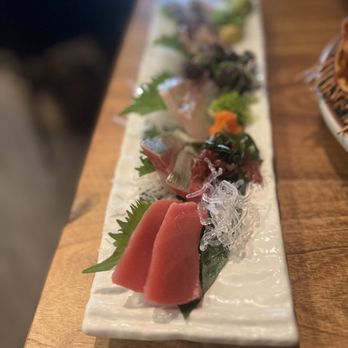 Kiraku - 5 sashimi - Tapas/Small Plates Near Me - Berkeley, California