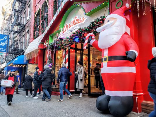 Christmas in New York - Little Italy by null