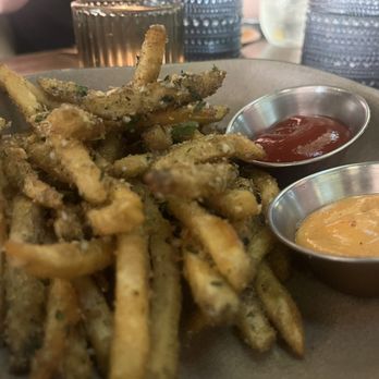 Space Cowboy - Fries with aioli. - Cocktail Bars Near Me - Austin, Texas Space Cowboy - Fries with aioli. - Cocktail Bars Near Me - Austin, Texas
