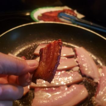 Briarwood Cattle Farm - FRESH CURED BACON, sliced THICK! - Farmers Market Near Me - Red Springs, North Carolina Briarwood Cattle Farm - FRESH CURED BACON, sliced THICK! - Farmers Market Near Me - Red Springs, North Carolina