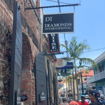Diamonds International - Outside - Watches Near Me - Saint Thomas, Virgin Islands Diamonds International - Outside - Watches Near Me - Saint Thomas, Virgin Islands