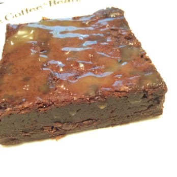 The Coffee Bean & Tea Leaf - Salted caramel brownie - Coffee & Tea Near Me - Mandaluyong, NCR