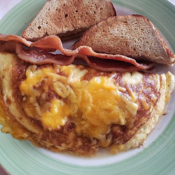 Jewett's Kaffe Sol - Western style omelet with homemade rye toast - Sandwiches Near Me - Mount Jewett, Pennsylvania Jewett's Kaffe Sol - Western style omelet with homemade rye toast - Sandwiches Near Me - Mount Jewett, Pennsylvania