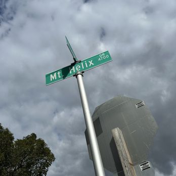 Mt Helix Park - Parks Near Me - La Mesa, California
