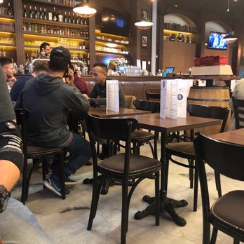 Big Ben Pub - French Near Me - Roissy-en-France, 95