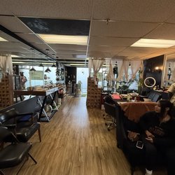 Dom Von Studio