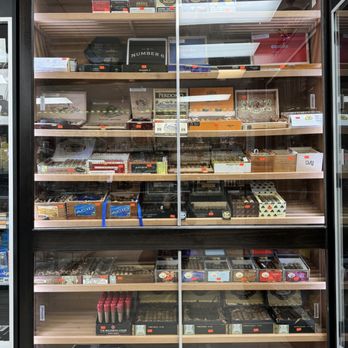 elf bar vape uk Buy Disposable Vapes E-liquids, Devices & More main image 1