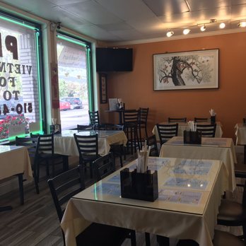 Mai's Kitchen - Renovated inside of restaurant - Vietnamese Near Me - Union City, California Mai's Kitchen - Renovated inside of restaurant - Vietnamese Near Me - Union City, California