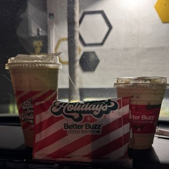Better Buzz Coffee - Fullerton - My best drink EVER and snickerdoodle latte and chocolate walnuts cookie - Coffee & Tea Near Me - Fullerton, California