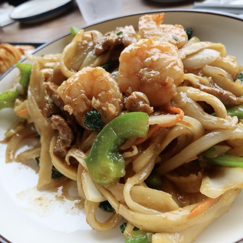 Noodle St - Stir fry knife cut noodles with beef and shrimp (INSTAGRAM: @ANGiELA.EATS) - Noodles Near Me - Fullerton, California Noodle St - Stir fry knife cut noodles with beef and shrimp (INSTAGRAM: @ANGiELA.EATS) - Noodles Near Me - Fullerton, California