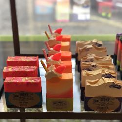 The Junky Monkey - More cool soaps