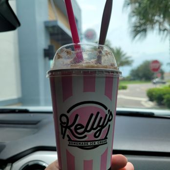 Foxtail Coffee - Rootbeer Float - Ice Cream & Frozen Yogurt Near Me - Melbourne, Florida