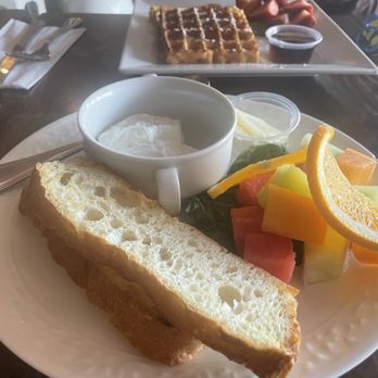 Il Sogno - The sandwich was over crisp for my liking...and pricey. - Breakfast & Brunch Near Me - Palm Desert, California Il Sogno - The sandwich was over crisp for my liking...and pricey. - Breakfast & Brunch Near Me - Palm Desert, California