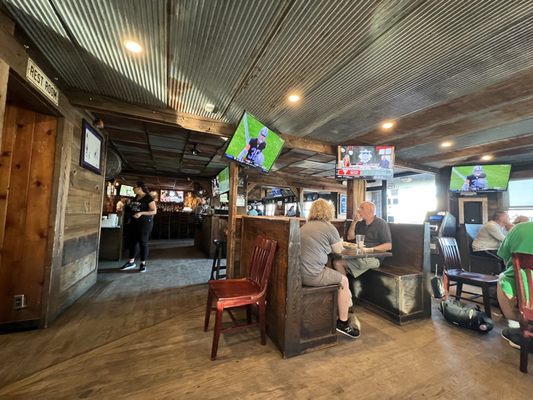 The Point Bar & Grill by null