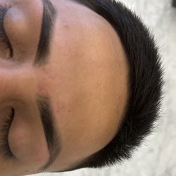 Gill’s Threading & Henna