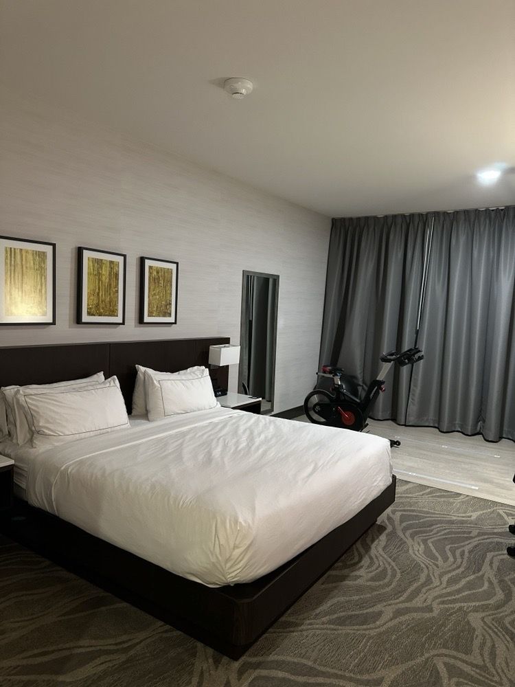 DOUBLETREE TUSCAN DOWNTOWN CONVENTION CENTER Updated January 2025