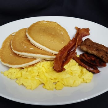 Plaza Cafe - Pancake Breakfast - Breakfast & Brunch Near Me - Honolulu, Hawaii