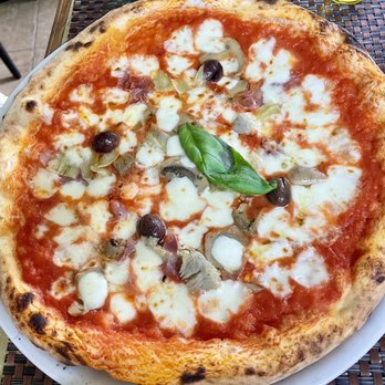Donna Rachele - Prosciutto, olives, artichoke, mozzarella - Italian Near Me - Capri, NA