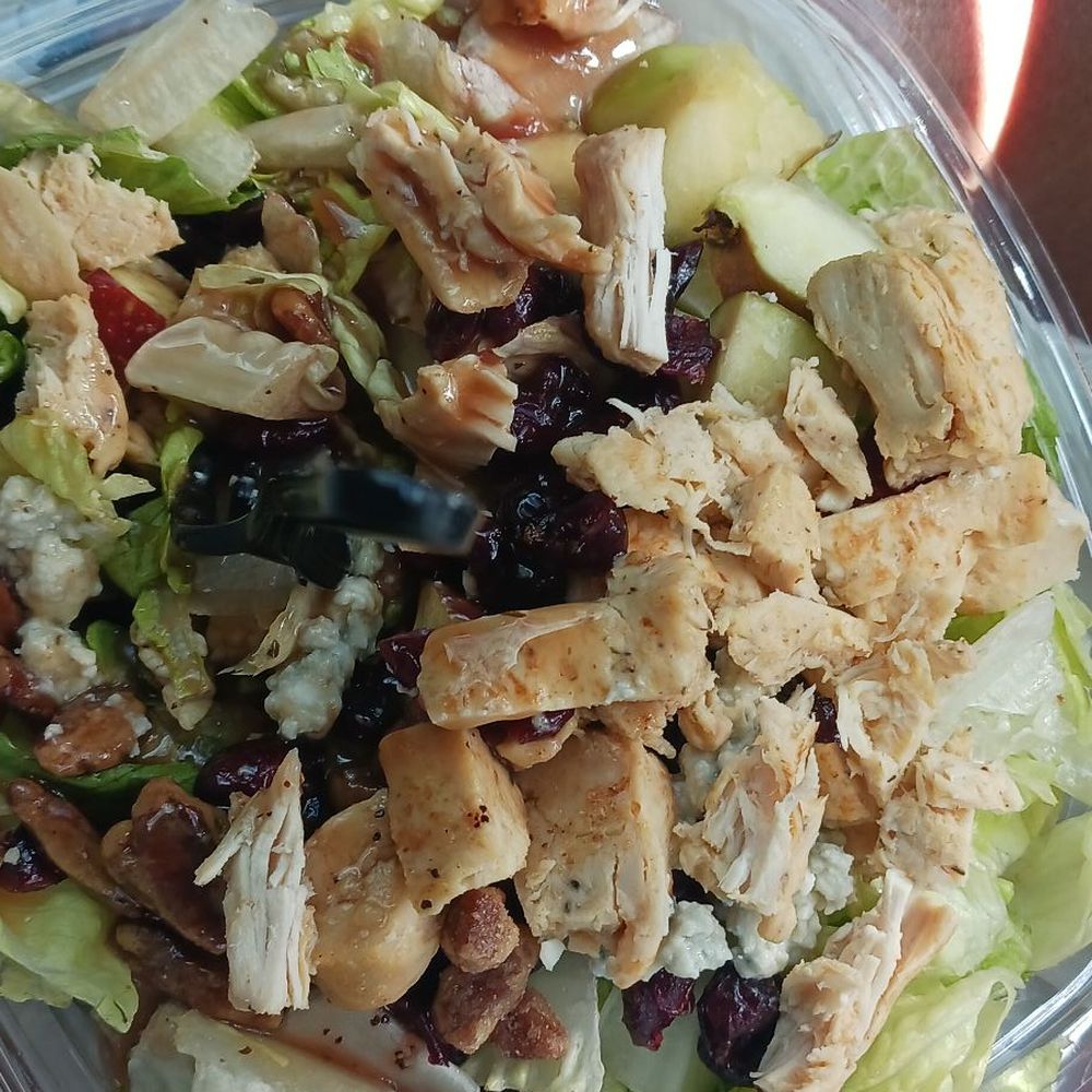 Wendy's - Apple Pecan Salad - Burgers Near Me - Waynesboro, Mississippi Wendy's - Apple Pecan Salad - Burgers Near Me - Waynesboro, Mississippi