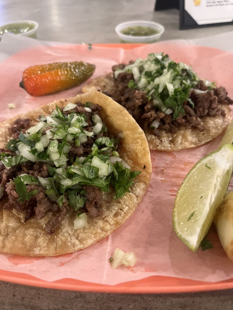 Taqueria Picante Mexican Kitchen & Grill Image